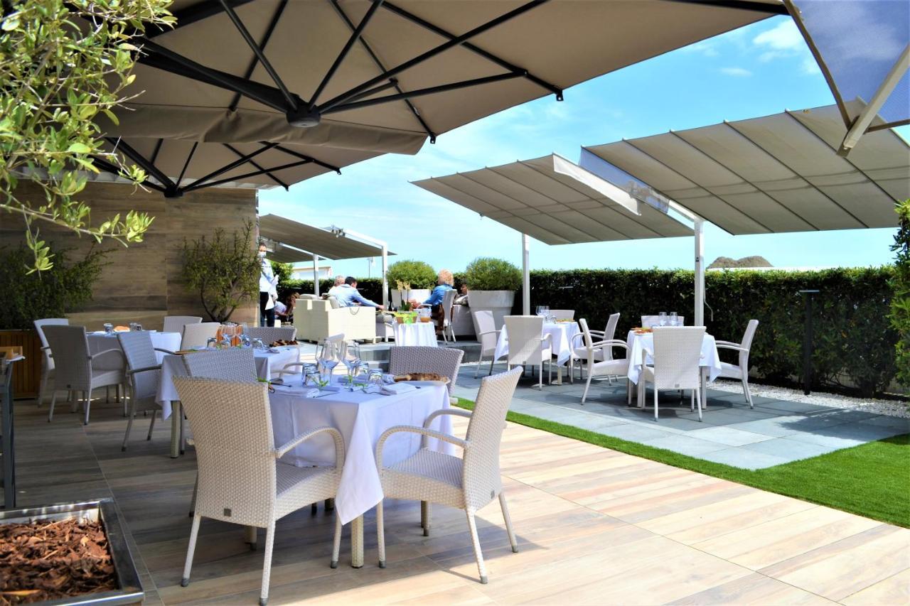 Hotel La Baia Диано-Марина Экстерьер фото